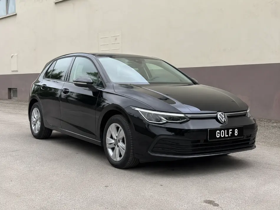 VOLKSWAGEN GOLF 8